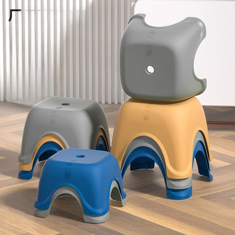 cadeira-dobravel-de-plastico-duravel-para-criancas-pequenas-banquinho-baixo-para-uso-domestico-resistente-ao-desgaste