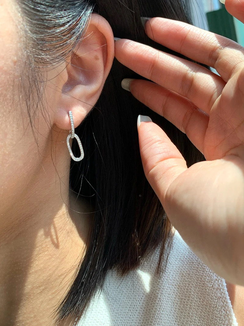 LUOWEND 100% 18K White or Yellow Gold Earrings Real Natural Diamond Drop Earrings for Women Fashion Design High Party Jewelry