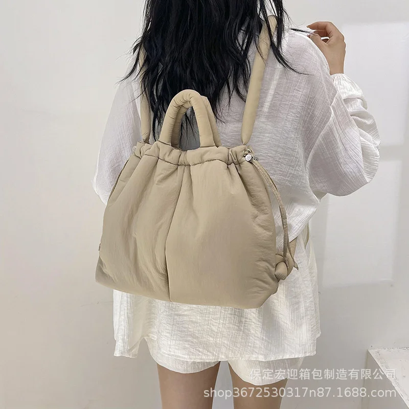 Fashion Shoulder Bag Women\'s Down Fil Cotton Fashionable Student Backpack Portable Makeup Bag Casual Large Capacity Shoulder Bag