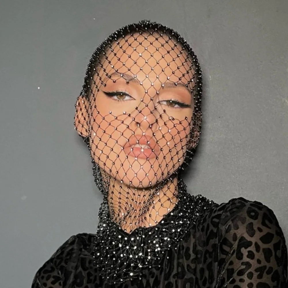 Sexy Goth Masquerad…