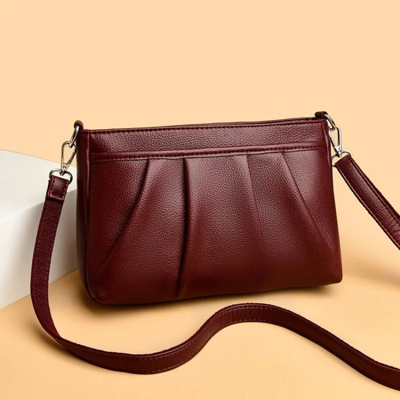 

Classic Elegant Tote Bag For Women With A Casual Vibe And Luxury Genuine Leather Material