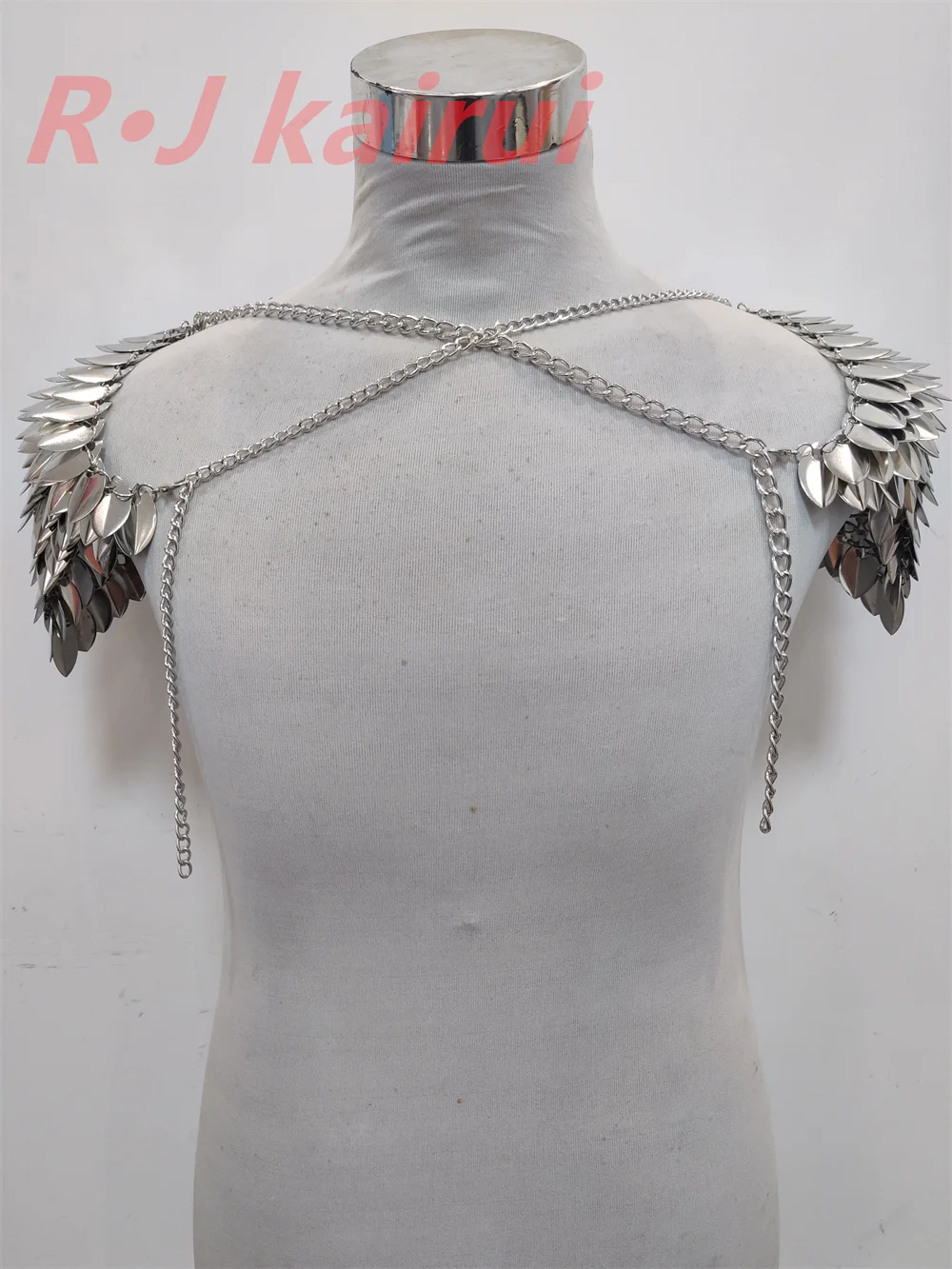 New Fashion RJFS29 Men\'s Mermaid Fish Scales Neck Shoulder Chains Layers Chainmail Dragon Scale Shoulder Jewelry 2 Colors