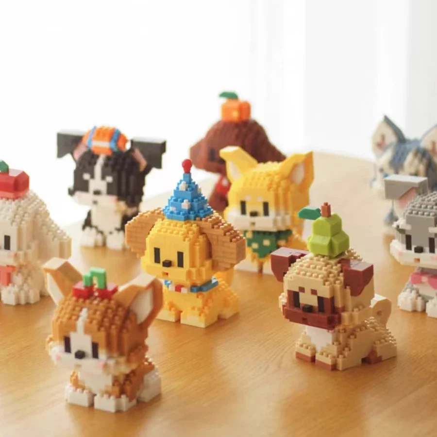 Fai da te simpatico cane Building Blocks cucciolo Pet modello animale assemblare mattoni Set barboncino Corgi Husky Cartoon Table Decor regalo per i