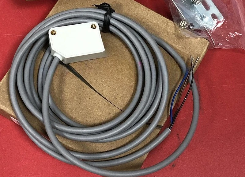 Small square photoelectric switch PSF-BC80DPB photoelectric sensor