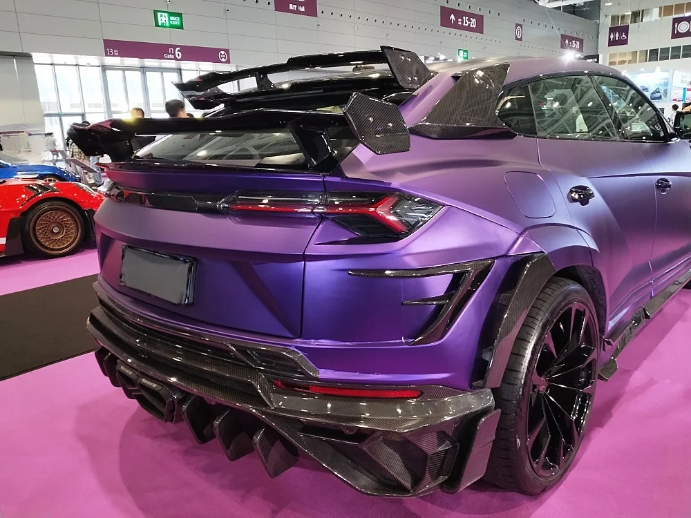 

Suitable for the New for Lamborghini URUS Modified Carbon Fiber Rear Spoiler Body Kit