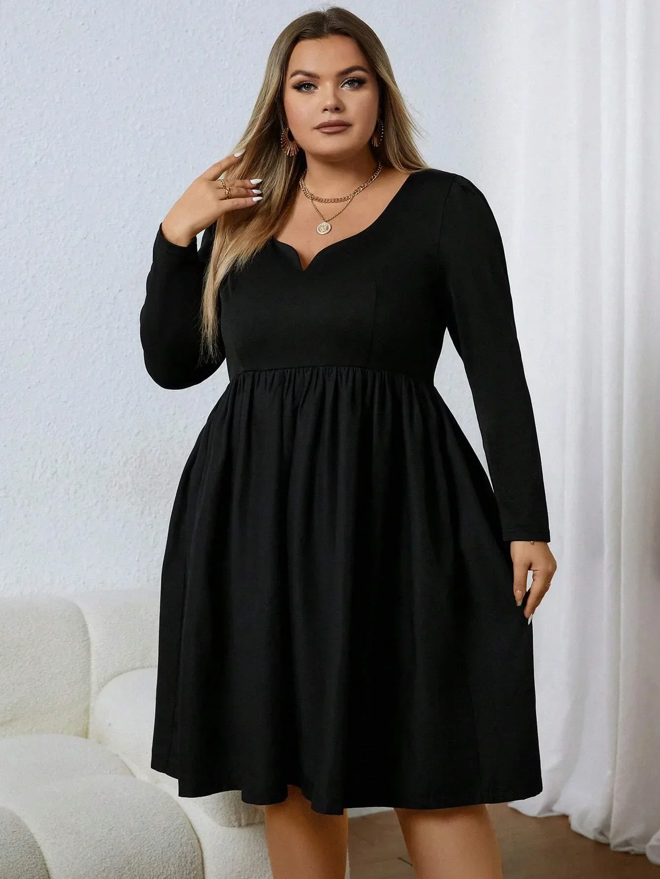 Women's Plus Size 1XL-5XL V Neck Long Sleeved Casual Neckline Notched Solid Color Unprinted Fashion Dress