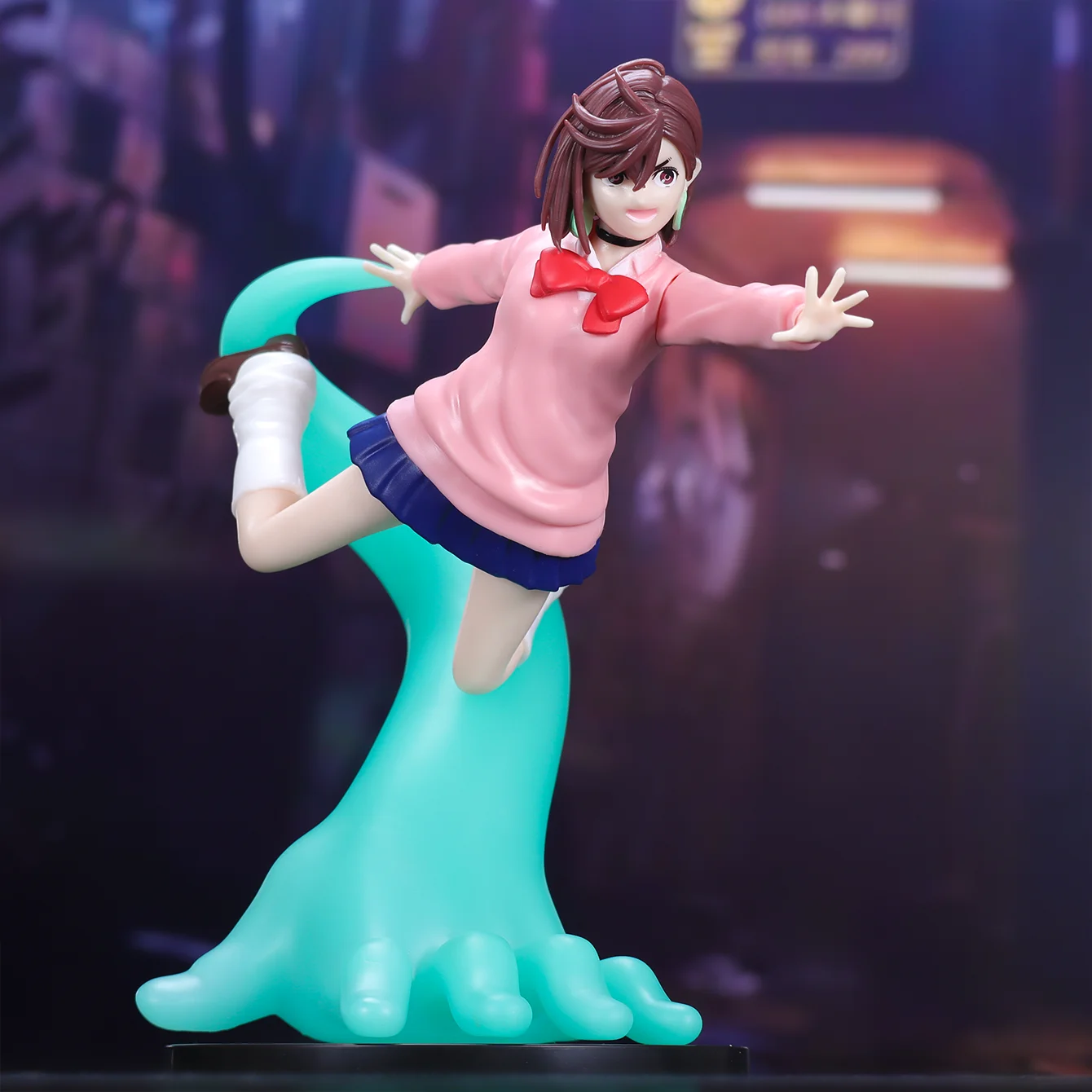 Ayase Momo, Dandadan, Figura de Anime, Mercancía de Anime, Regalo de Anime para Amigos en Cumpleaños, Figura de Personaje de Anime, Decoración de Escritorio, Figura Coleccionable, Regalo Navideño, Pequeño Regalo, Artículo Coleccionable