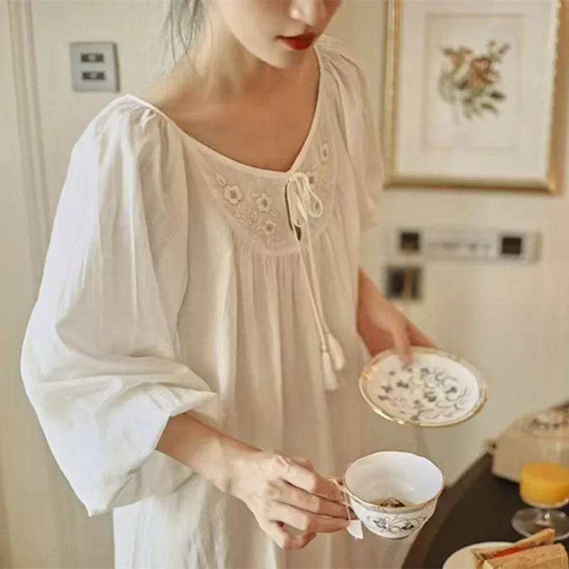 

Princess 100% Cotton Embroidery Nightgowns Spring Full Sleeves White Loose Nightdress Ankle-Length Vintage Long Nightie Gown New