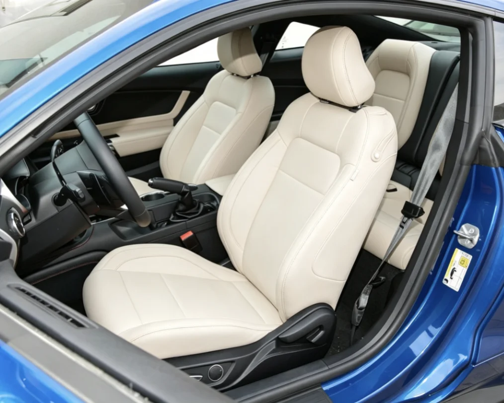 Für Mustang GT 2015~2022 Maßgefertigte Autositzbezüge Luxuriöses Nappaleder 100% Passgenau Innenraumzubehör 360 ° Vollständige Abdeckung – Detail 1
