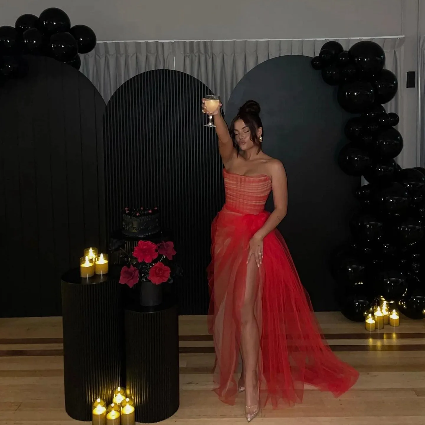 Sexy Tulle Red Split Long Women Dresses To Event Party Nude Lining Strapless Asymmetrical Maxi Gowns Lace Up