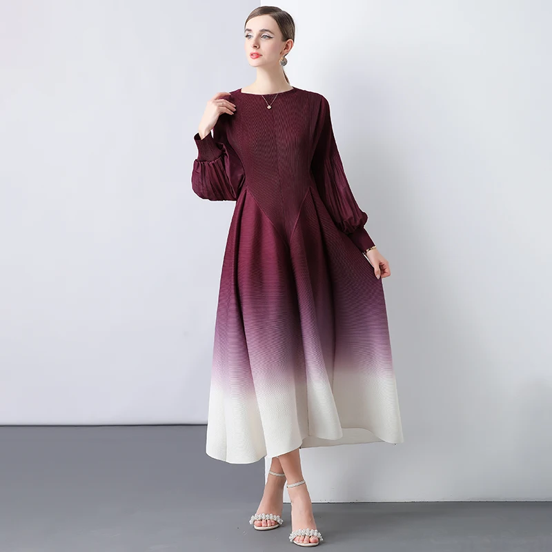 

Gradient Color Pleated Dress Flower Bud Skirt Loose Trumpet Sleeve Temperament Ladies Fashion Dress Birthday Dress for Women