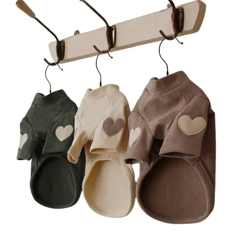 

Pet Dog Clothes Base Shirt Cute Love Bear Teddy Yorkshire Hoodie Cat Pet Warm Clothes Designer Puppy Clothing
