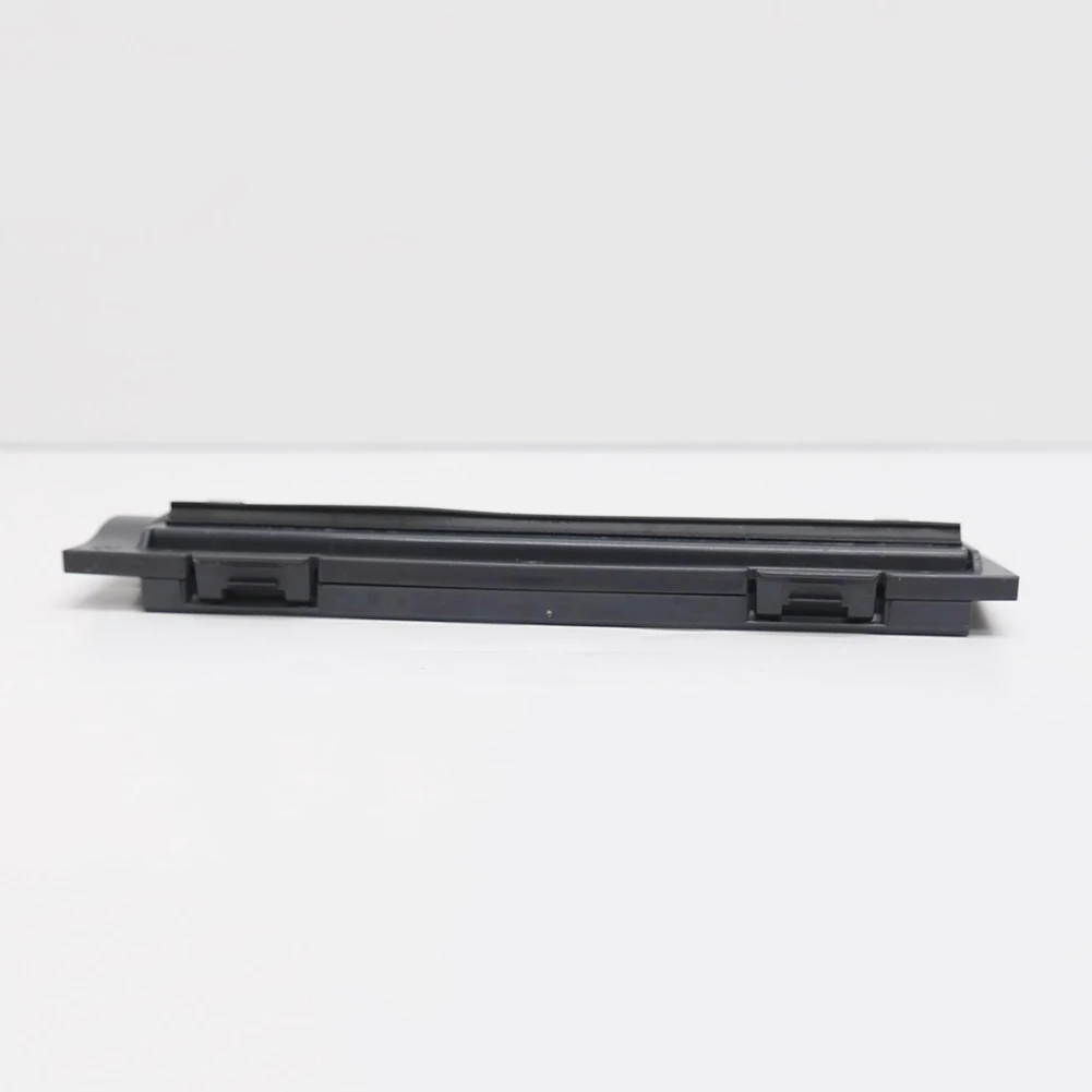 Replacement Main Brush Cover Plastic Delicate For Shark RV2001WD Reliable For RV2000WD RV2001WRUS High-Quality