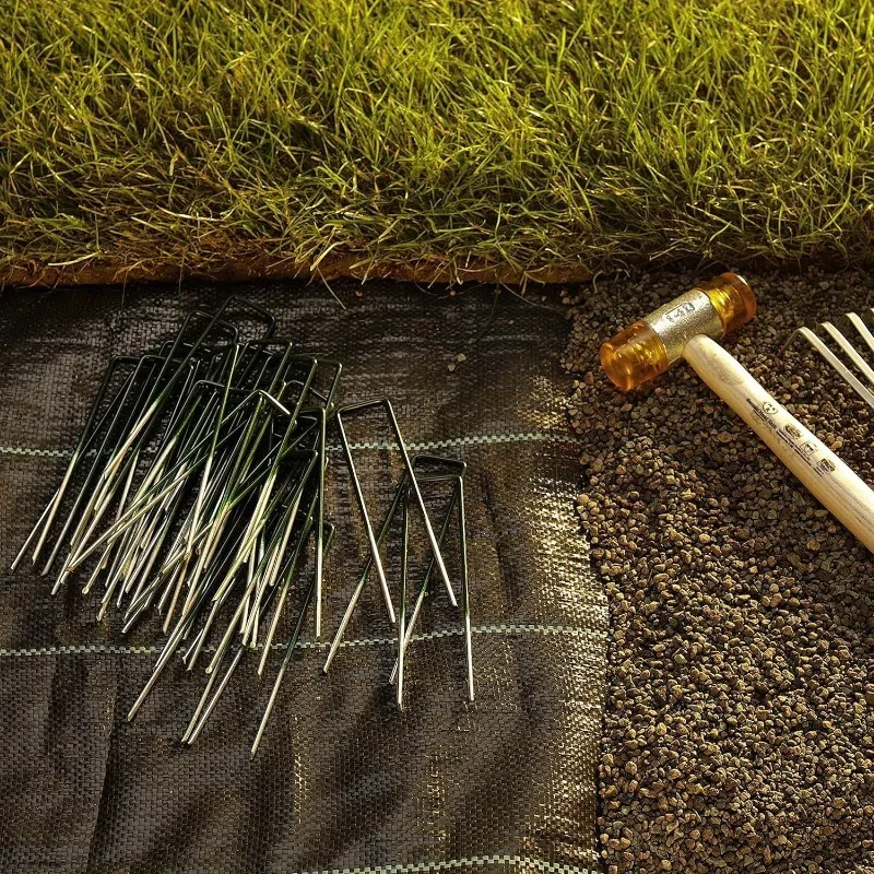 Half Green Artificial Turf Grass U Pins, Sod Staples, Heavy Duty U Shaped Zinc Alloy Tent Stakes, for Securing Outdoor Turf