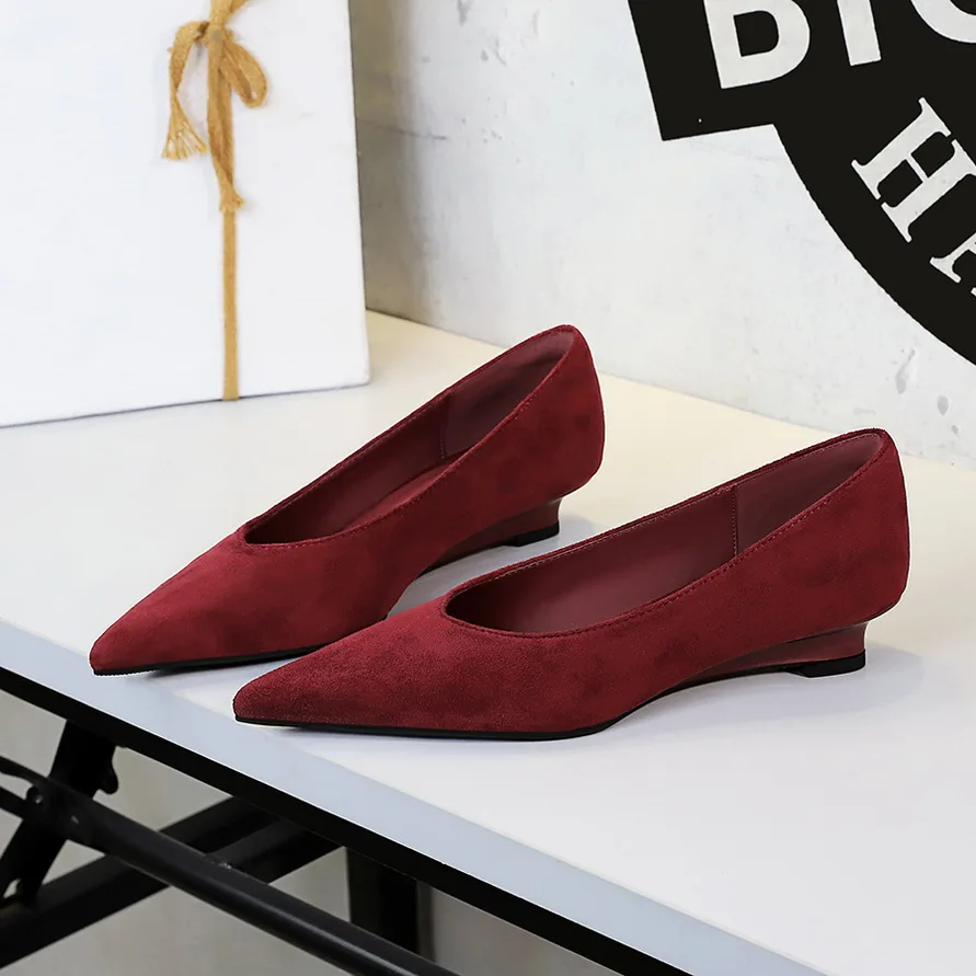 BIGTREE Shoes Women Wedge shoes Suede Low heeled shoes pointed tip Advanced wedge heels Fashion Career Office Shoes Women Pumps