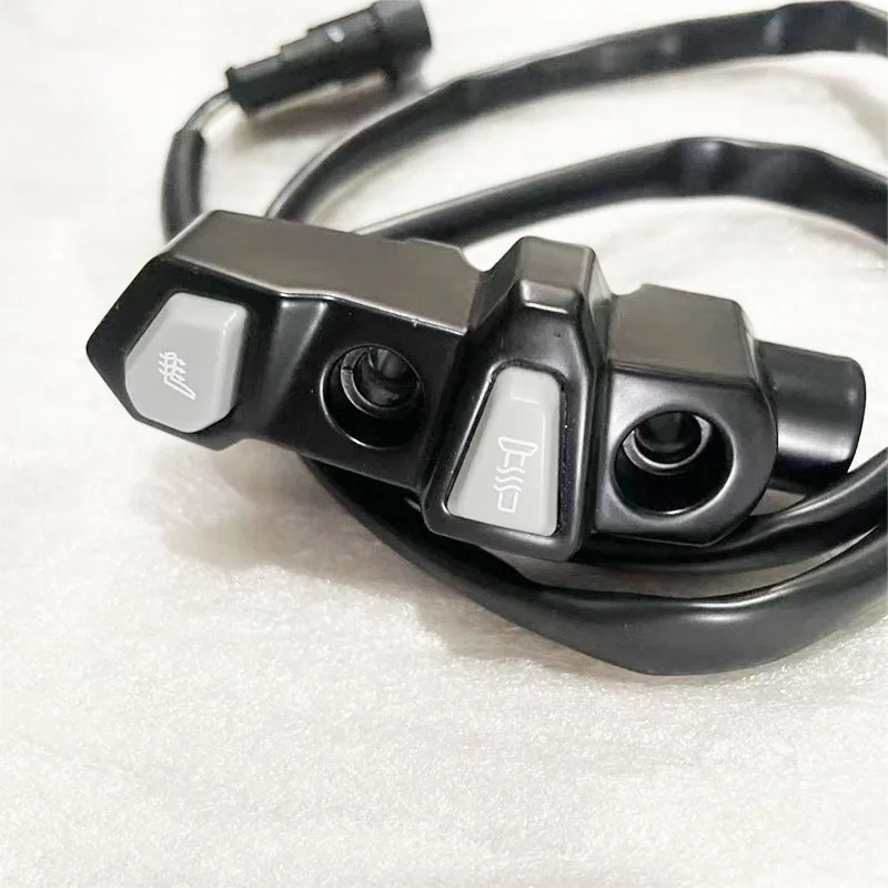 

Suitable for Benelli original accessory TRK552 seat cushion heating right mirror BJ500-5H right heating adjustment switch