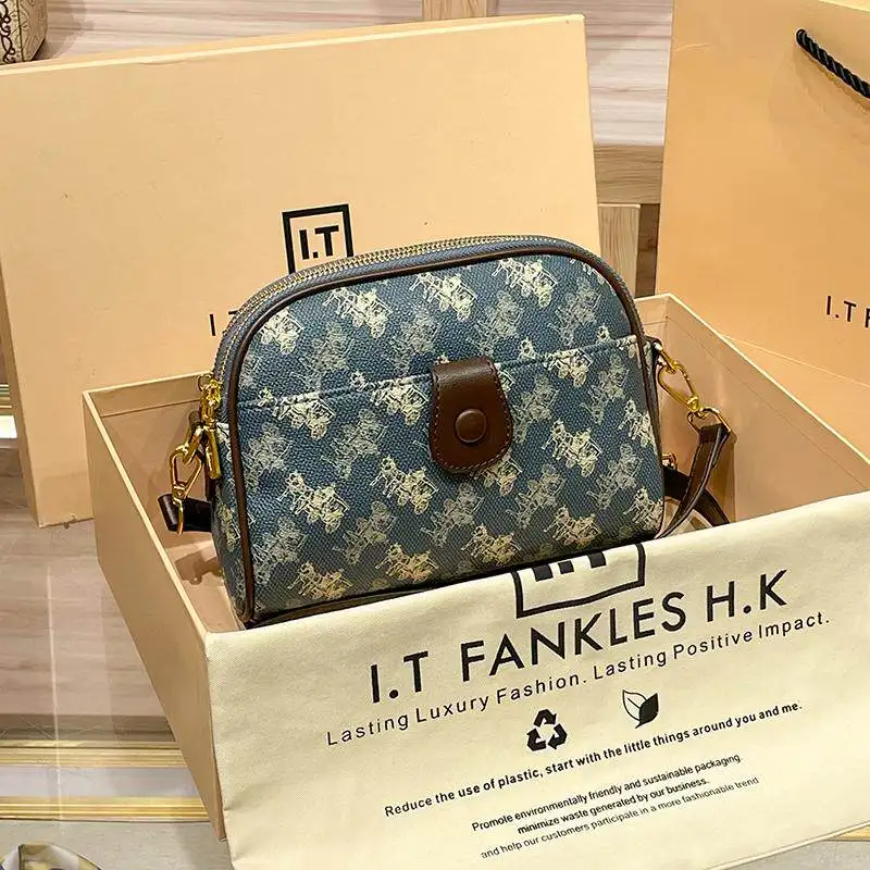 

2026 New Hong Kong Shell Shoulder Purse, Female Crossbody Sling, Summer Mini Pouch, Lightweight Mommy Daily Handbag