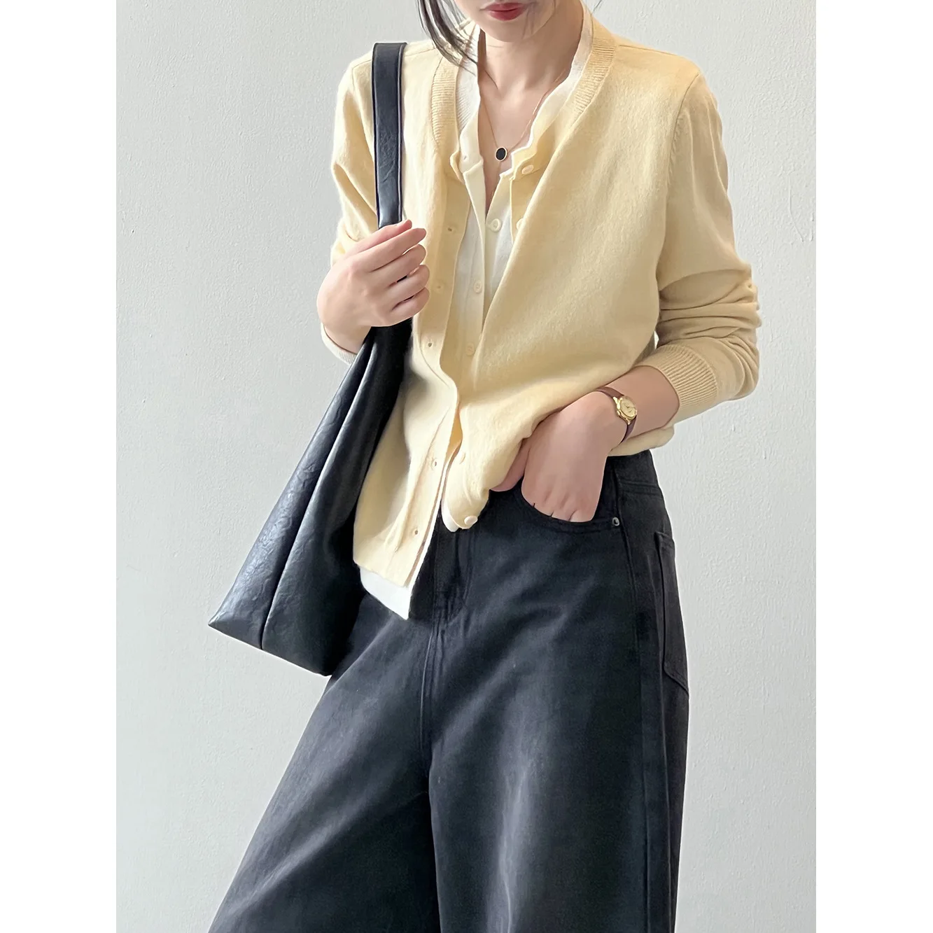 

Color-blocked Crew Neck Fake Two-piece Knitted Cardigan Pre-autumn Thin Sweater Jacket Top