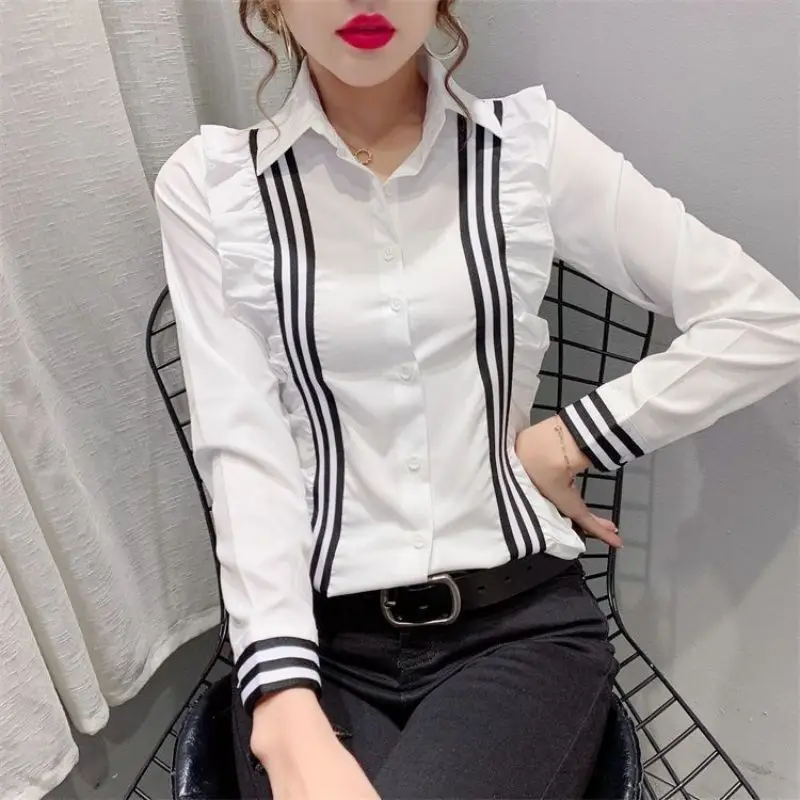 Fashion Lapel Button Spliced Loose Ruffles Striped Shirt Women\'s Clothing 2022 Autumn New Casual Tops All-match Commute Blouse