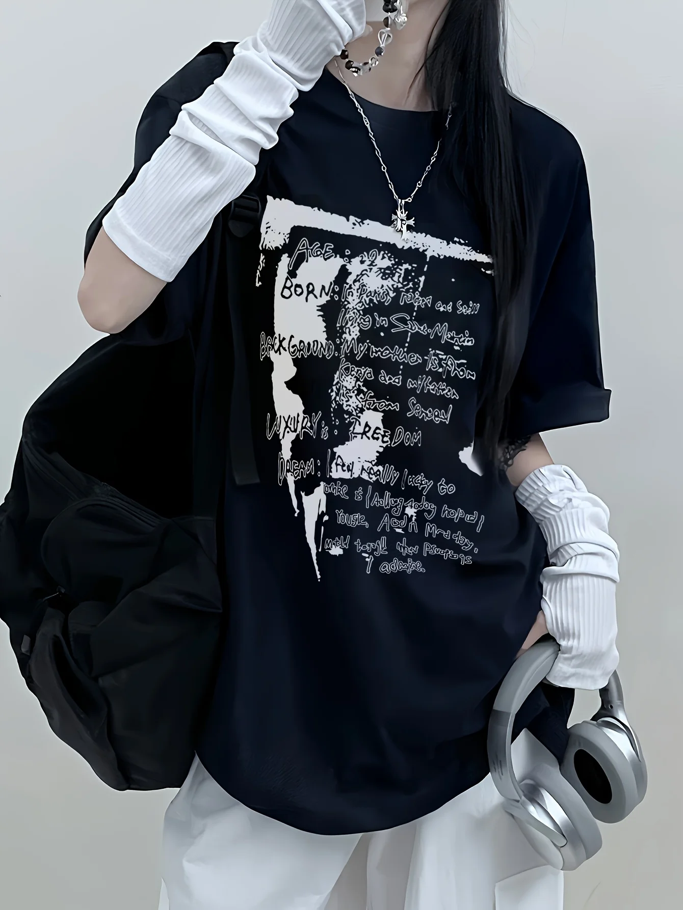Women Short Sleeve T Shirt Grunge Handwritten Scribble Text Graphic Crew Neck Tees Soft Tops For Women Daily Street Wear