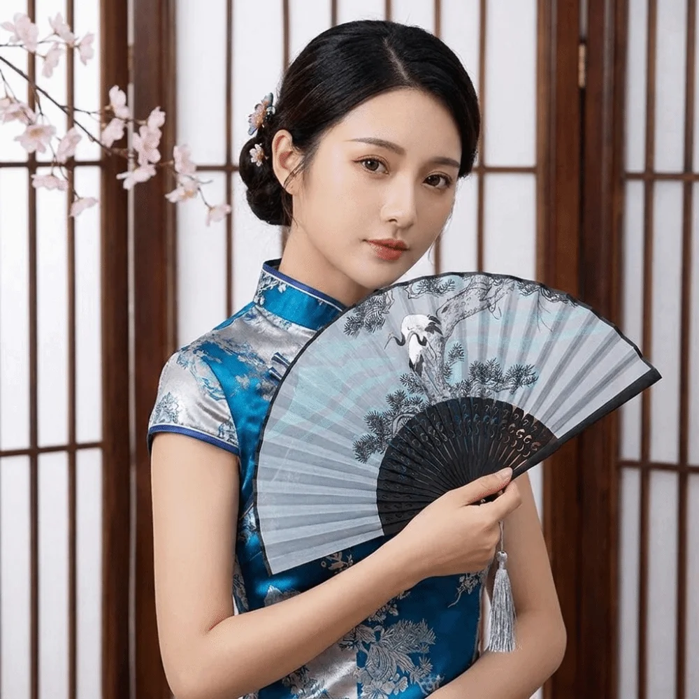 Portable 7-Inch Ancient Style Folding Fan Traditional Handmade Hand Cranked Fan with Tassels Classical Dance Fan Home Decoration