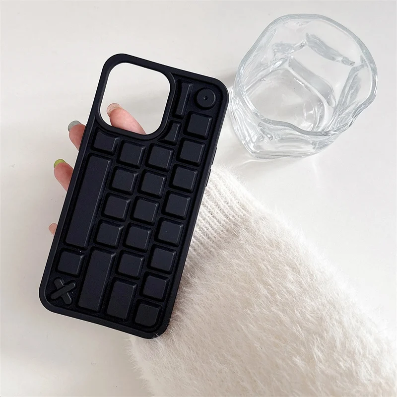 جديد الإبداعية أسود أبيض ثلاثية الأبعاد لوحة المفاتيح مكافحة سقوط غطاء من السيليكون آيفون 16 15 14 13 12 برو ماكس الكرتون لوحة المفاتيح لطيف غطاء الهاتف