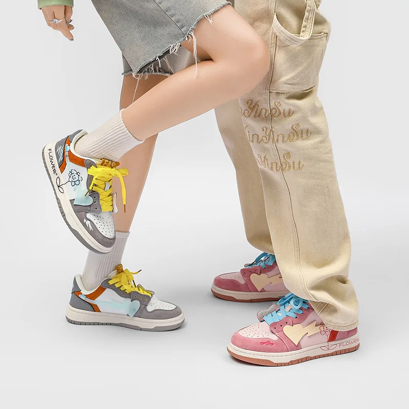 Kobiety buty mężczyźni moda Hip-hop Punk Multicolor buty deskorolkowe oddychające sneakersy pary studenci Outdoor Sports obuwie Casual