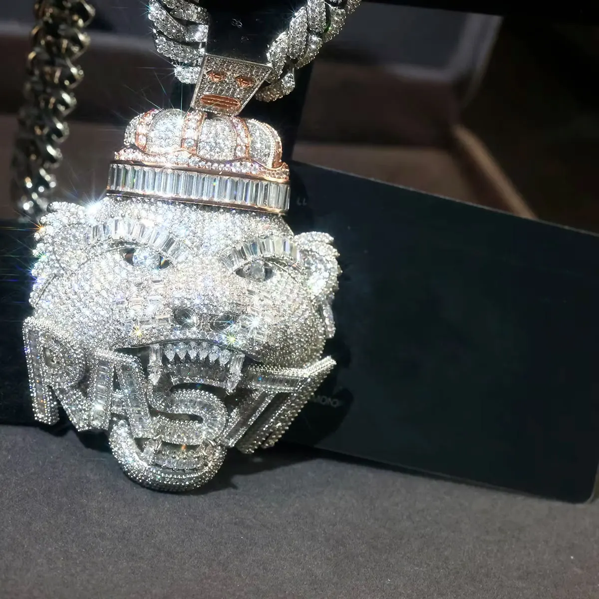 Luxurious Design Lion Head Letter Combination Pendant Necklace, Crown Jewelry, Perfect Holiday/Birthday Gift for Boyfriends
