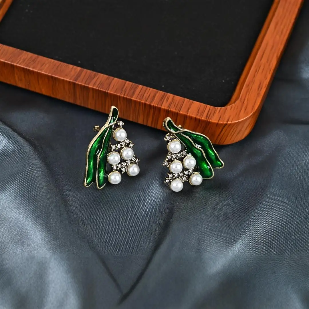 European and American Retro Style Lily of The Valley Pendant Pearl with Elegant Drip Glaze Color Earrings