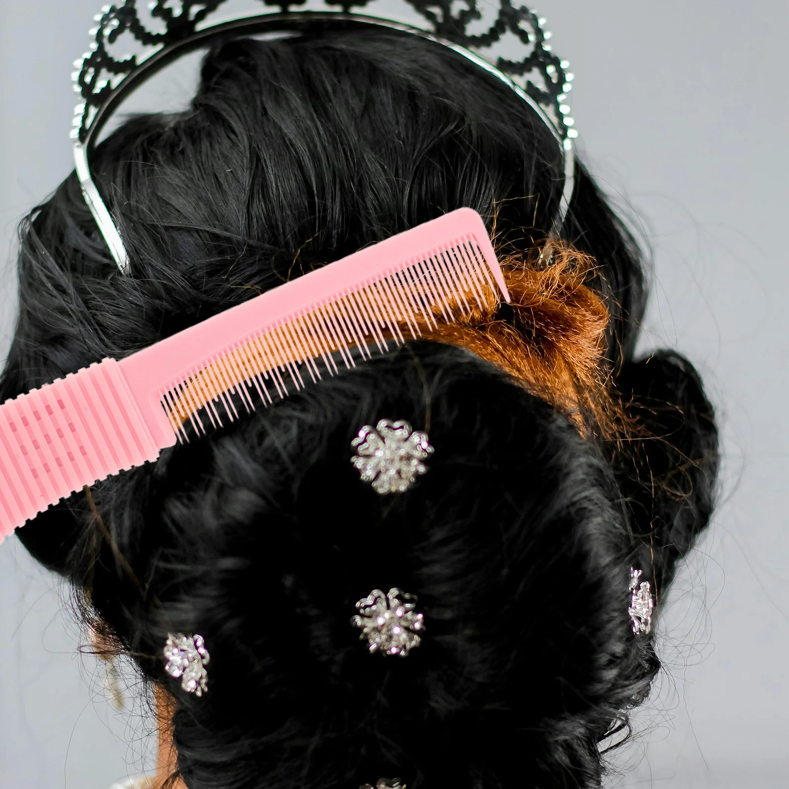 

4Pcs Carbon Fiber Hair Styling Set Guiding Massage Comb Teasing Clip Pintail Professional Barber Accessories Volume Texture