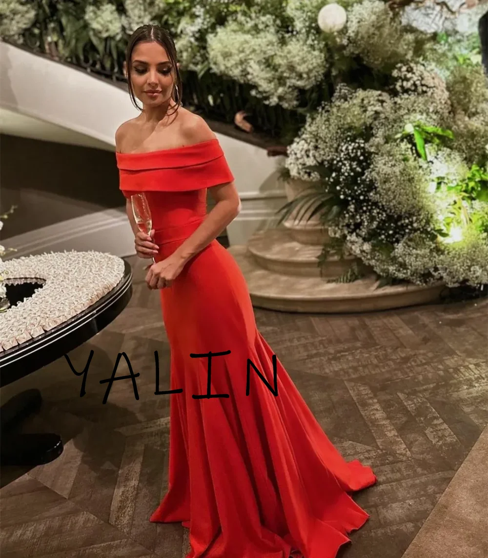 

Classy Long Mermaid Crepe Evening Dress Red Boat Neck Prom Dresses Sweep Train for Women cocktail dresses