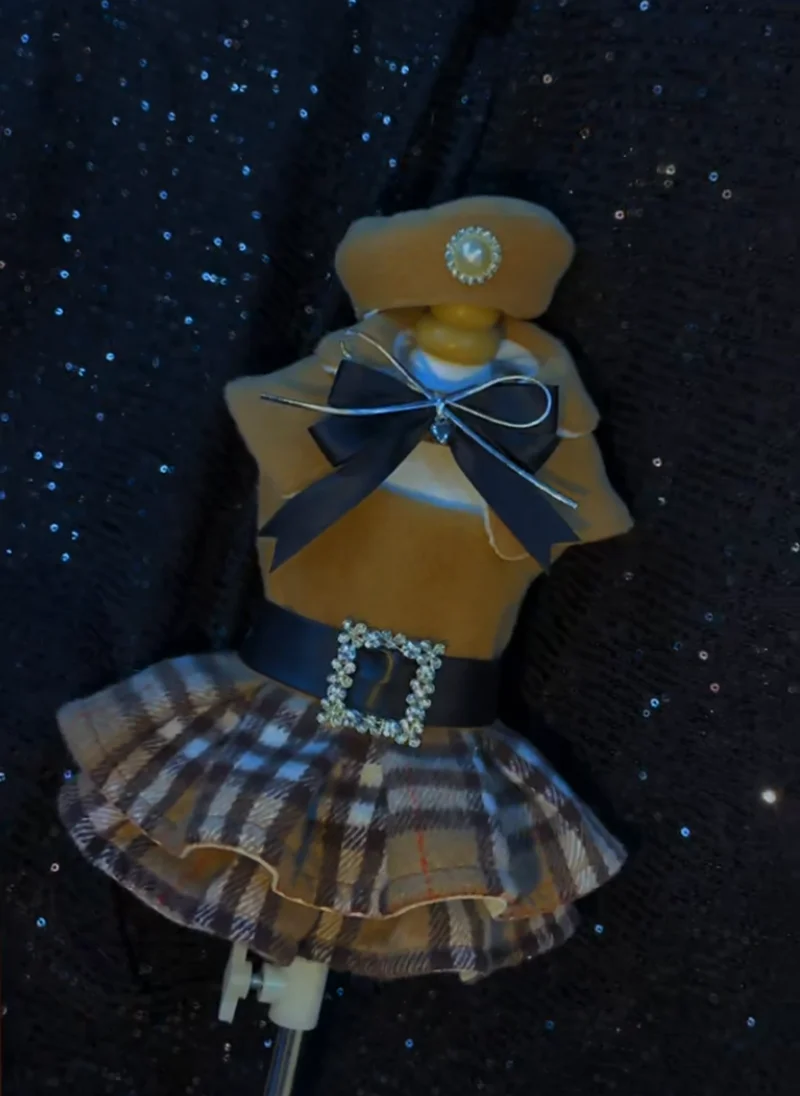 

Brown Three-Piece Classic Design Pet Dress Cape Hat Set - Elegant Style High-End Custom Dog Winter Dress