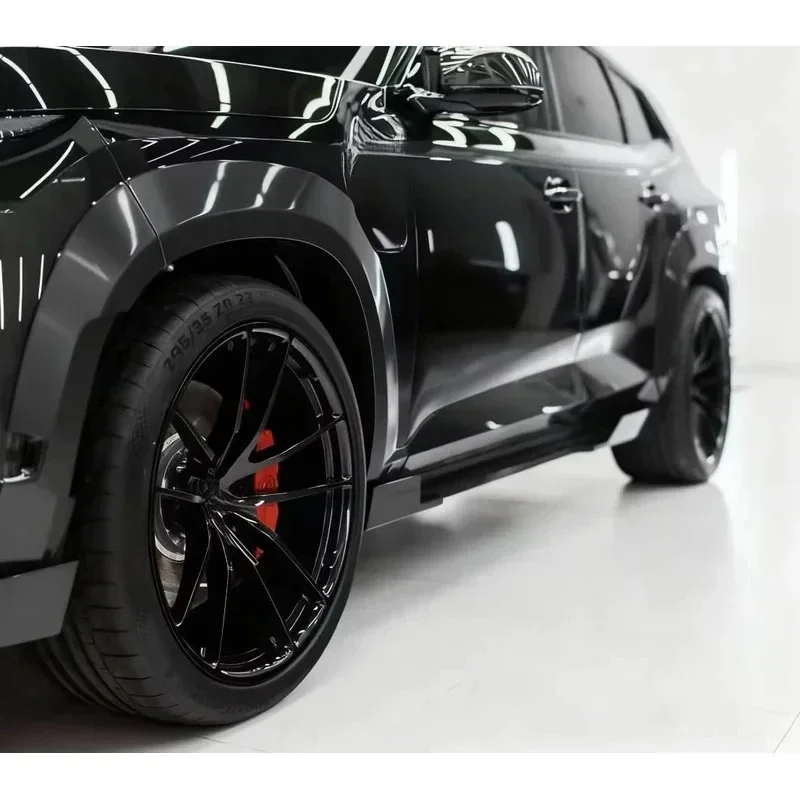 High Quality Dry Carbon Fiber Aerodynamic Rear Wheel Eyebrow Trim