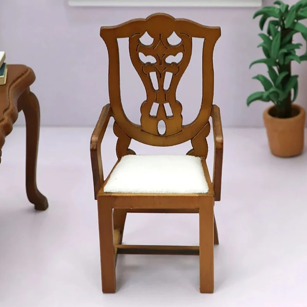 1 stks 1/12 Poppenhuis Miniatuur Accessoires Mini Vintage Fauteuil Meubels Stoel Speelgoed voor Poppenhuis Decoratie ob11