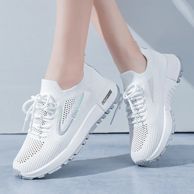 

2024 New Training Shoes Mesh Breathable Women Casual Sneakers Lace-up Vulcanized Shoes Ladies Platform Sneakers Female Shoes
