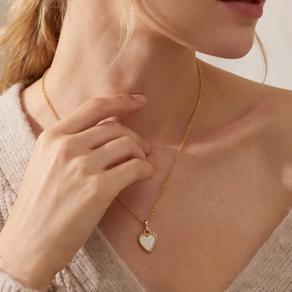 LAMOON Romantic Natural White Shell Pendant Necklaces Gemstone Heart Shape 925 Sterling Silver Gold Plated Women's Fine Jewelry