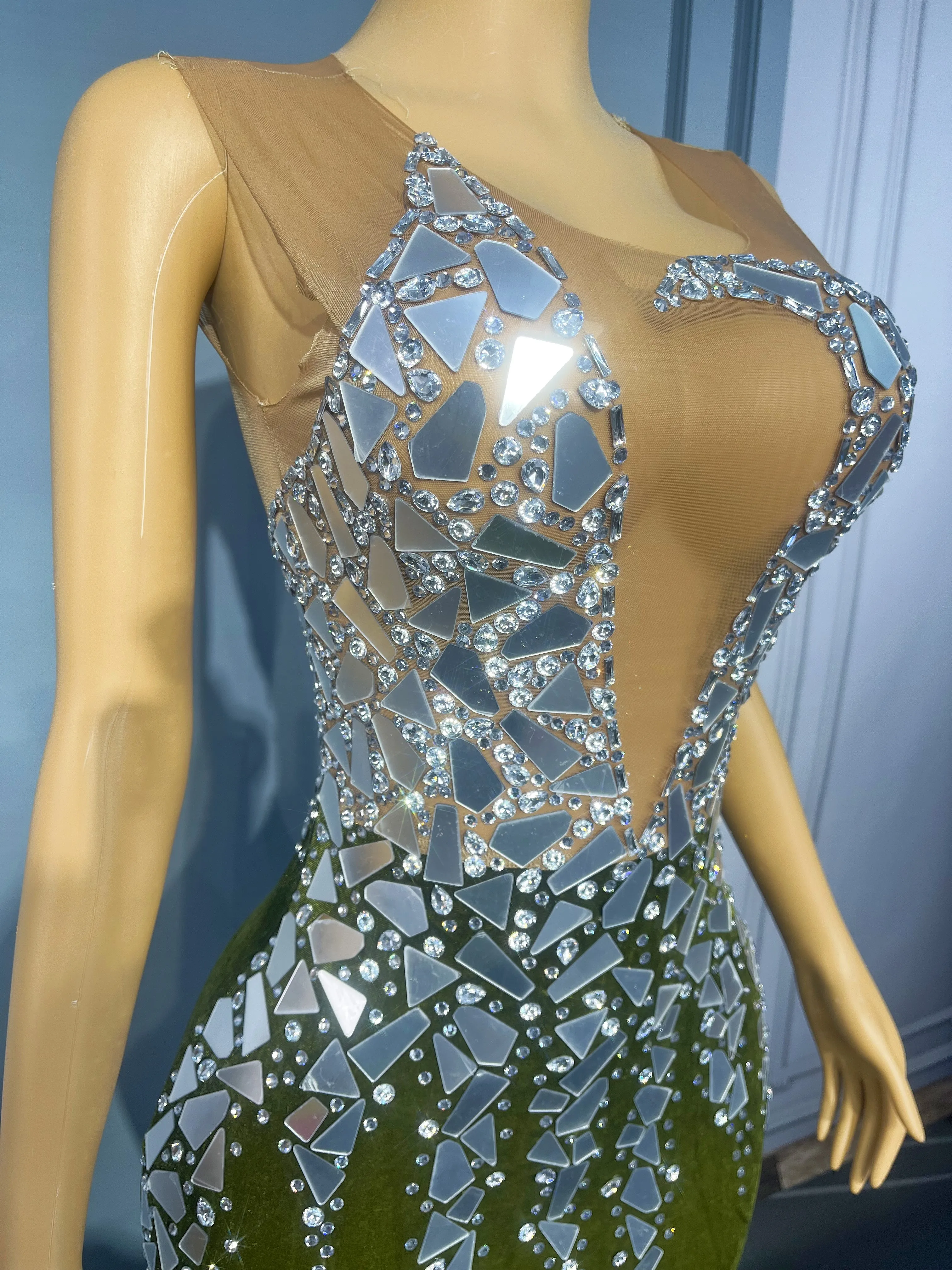 الراقية وامض المرايا الفضية الراين أنيقة القطيفة زائدة فستان سهرة فستان حفلات السجادة الحمراء تظهر الزي Qingyao #4