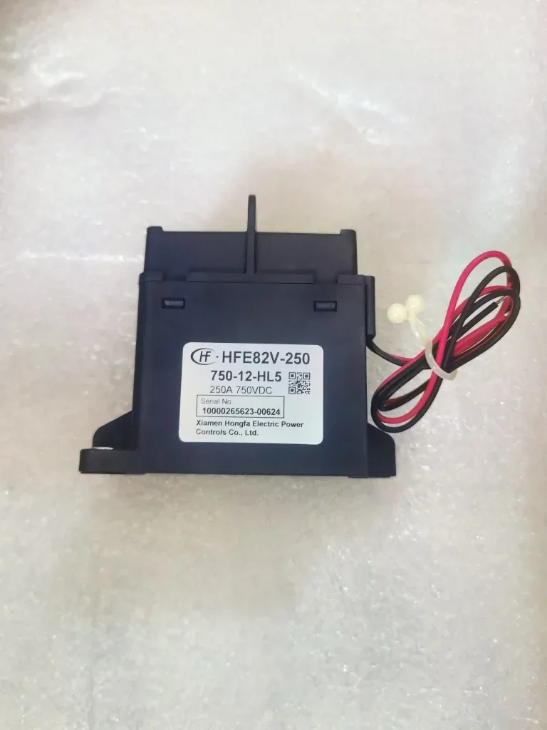 New Energy High Voltage DC Contactor Hfe82v-250 750-12-hl5 Coil 12V Contact 250A
