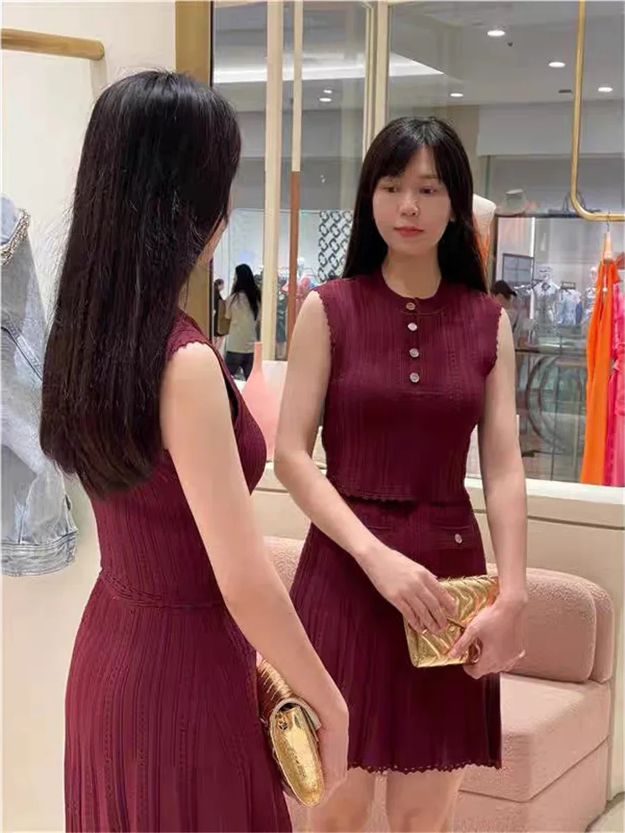 Summer 2024 New Women's Round Neck Button Sleeveless Vest Top or Lace Trimmed A-Line Mini Skirt Lady Wine Red Knit Set