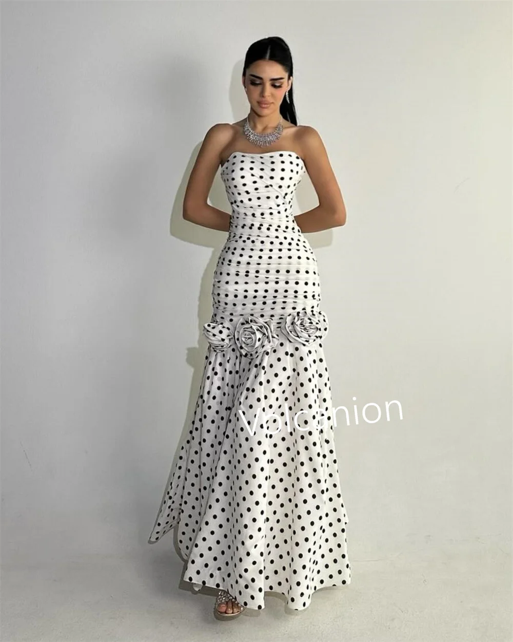 カスタマイズされたジャージー手作りフラワートランペットストラップレスロングドレスオーダーメイド機会ホームカミングシンプルなサイズあり