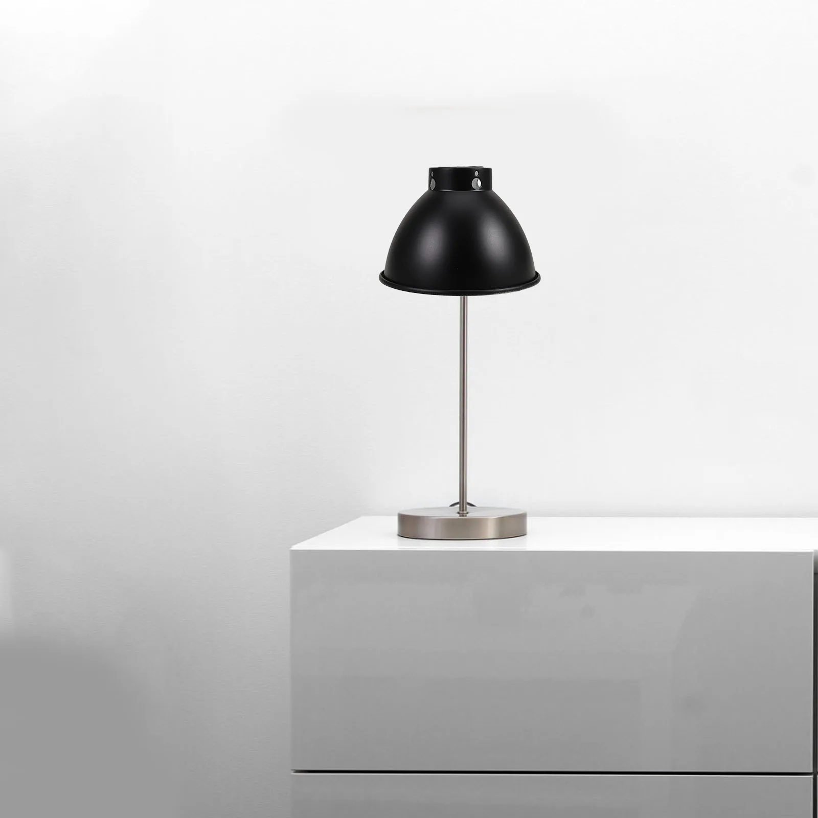 

Reptile Dome Lamp Shade Metal Reflective Cover 5.5 Inch Efficient Heat Lamp Holder Glass Terrarium Light Fixture Guard