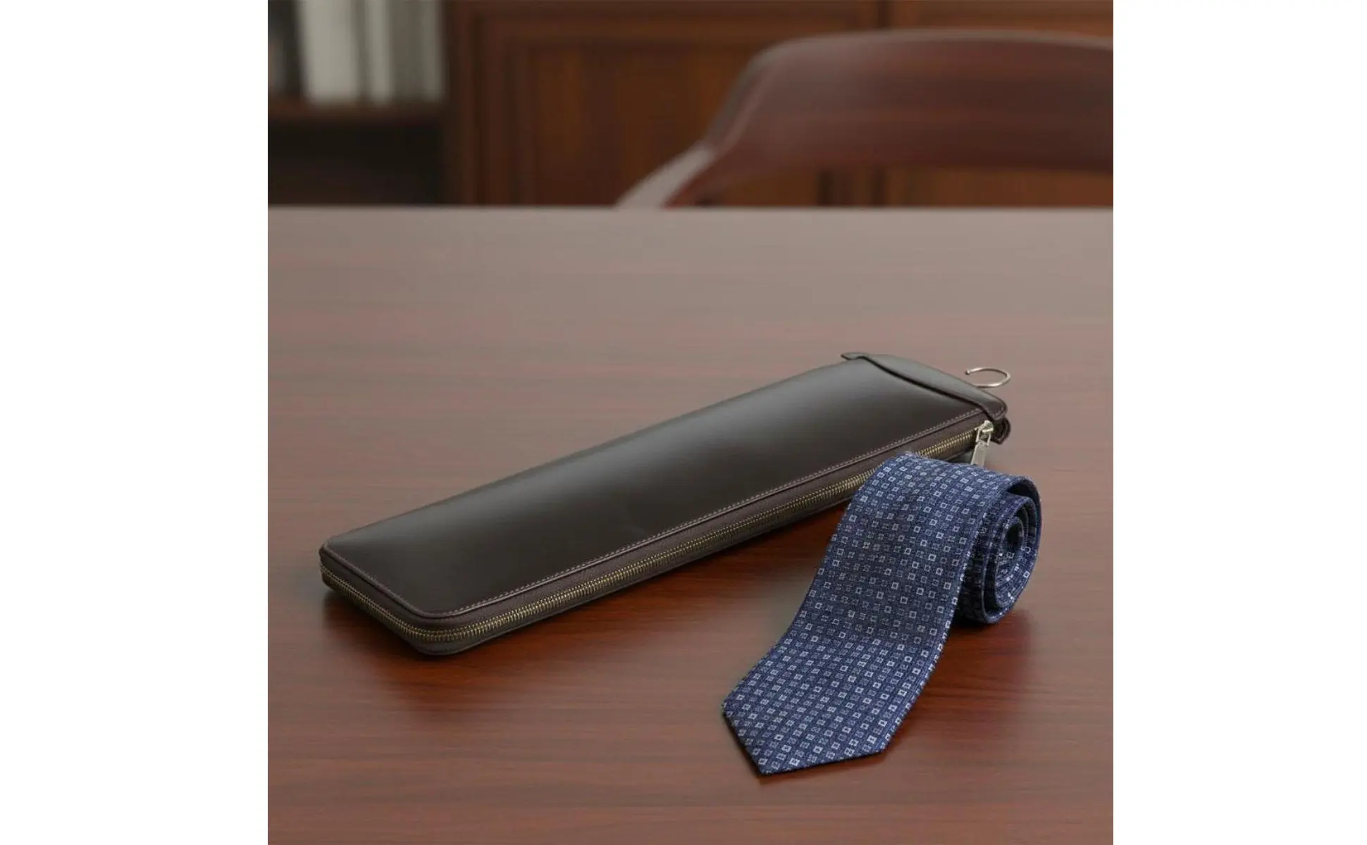 Leather Tie Travel Case Hook Design Leather Tie Box Necktie Storage Box Slim for Travelers