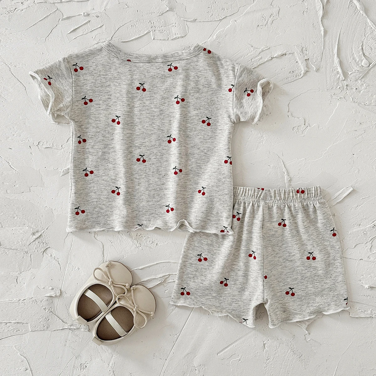 Summer Baby Boy Girls Clothes Leisure Style Set Cherry Print T-Shirt +Shorts Cool Summer Children Suit 2Pcs/Set 0-3Y