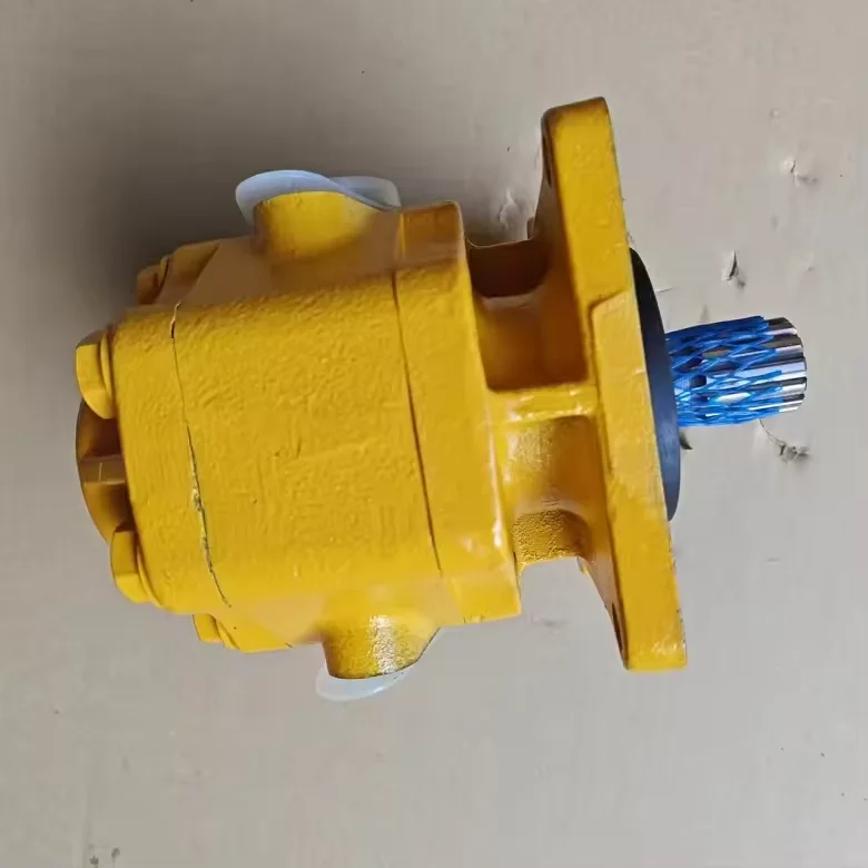 Construction Machinery Parts Excavator Oil Single Pump 07433-71103 For Komatsu D85/D155-1