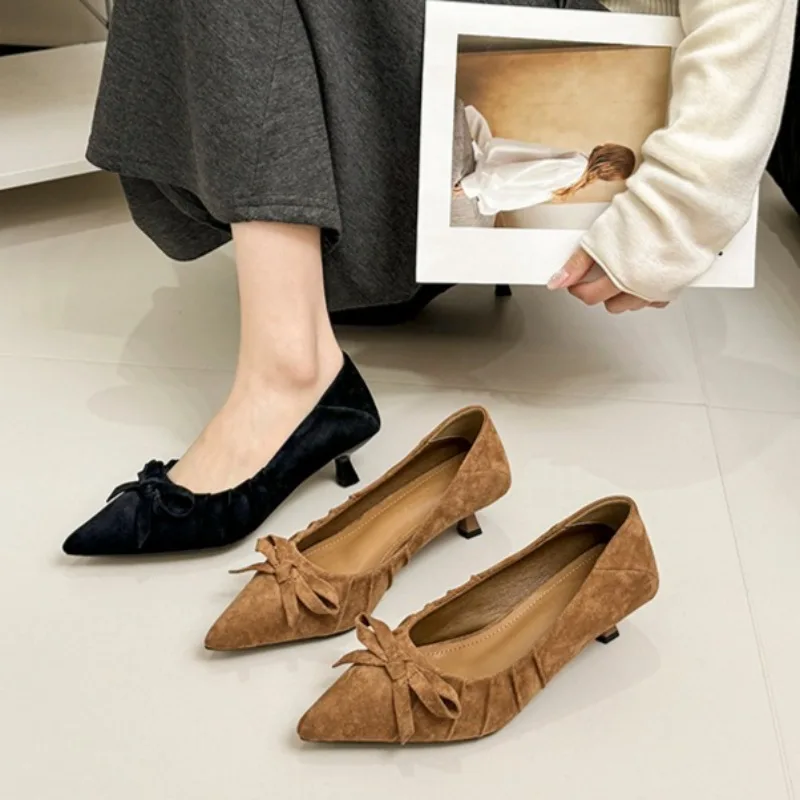 

French Pointed Toe High Heels Single Shoes Women's 2025 Fall New Stiletto Low Heel Work Shoes