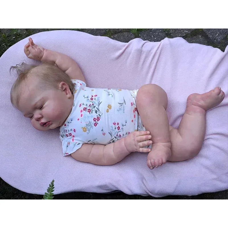 60cm Reborn Baby Pickle Sleeping Baby with Rooted Hair Already Painted Skin with Details Veins Bebe Reborn Doll for Kids