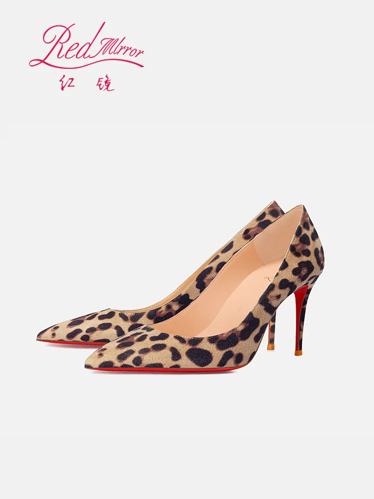 حذاء نسائي جديد لخريف وشتاء 2025 بكعب نحيف ومزاج مدبب وأحمر شفاه خفيف وكعب عالي بطبعة الفهد