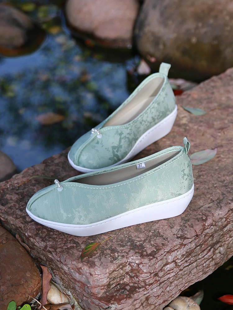 Chaussures Hanfu, chaussures confortables en tissu à semelles épaisses pour enfants
