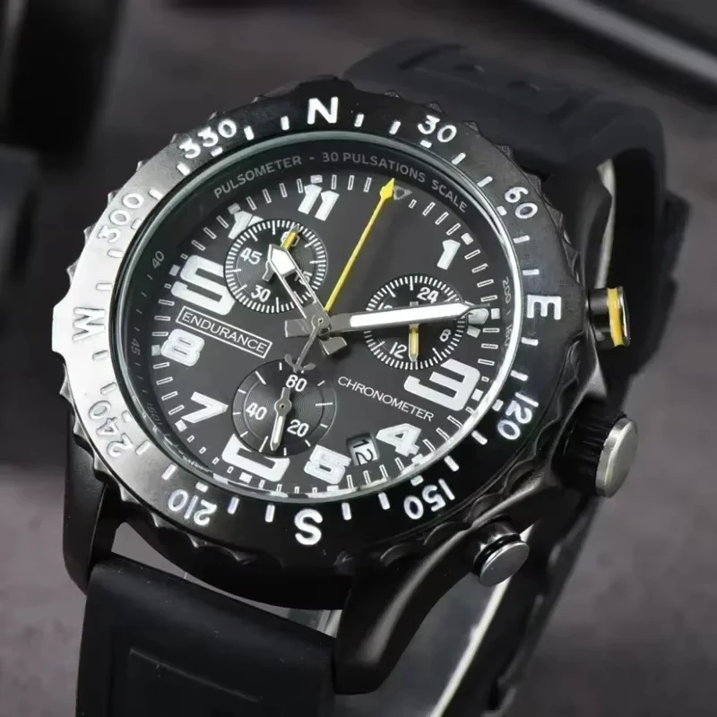 Fashion Automatic Date Endurance Pro Avenger Chronograph 44mm Watches Multiple Colors Rubber Men Watches Waterproof Glass Wristw