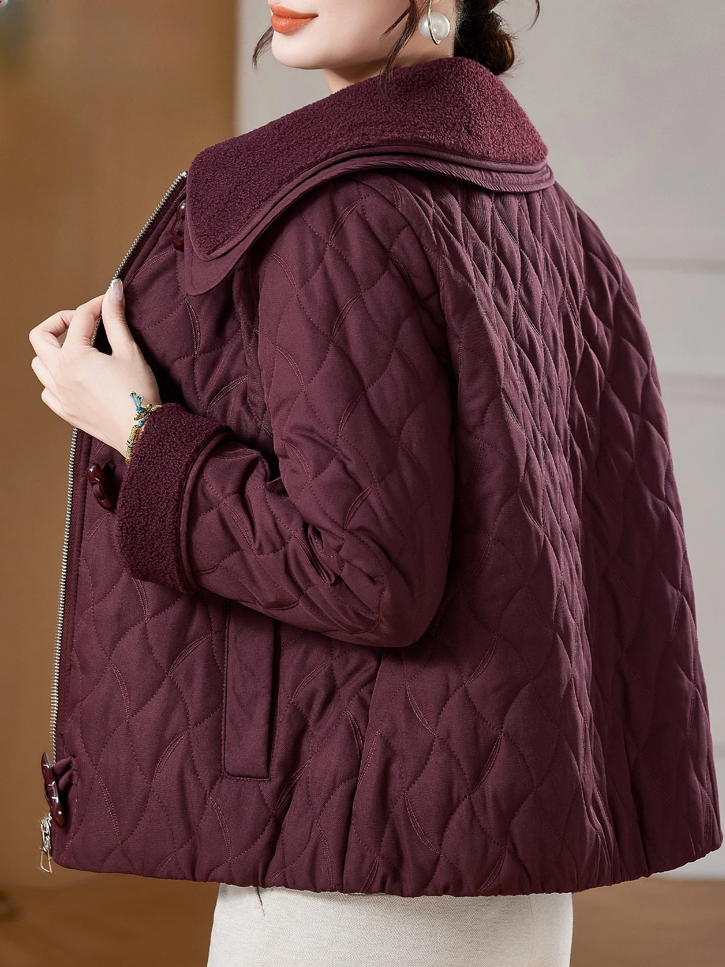 

Winter Cotton Jaet ort Sle Women's Faionable Warm Polyester Fiber Coat for Middle-Aged And ly Ladies